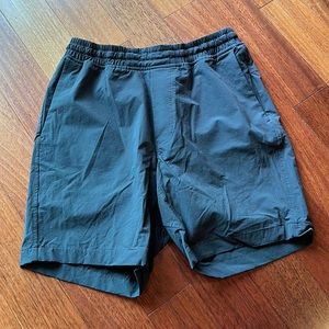 Lululemon Bowline 8in Short